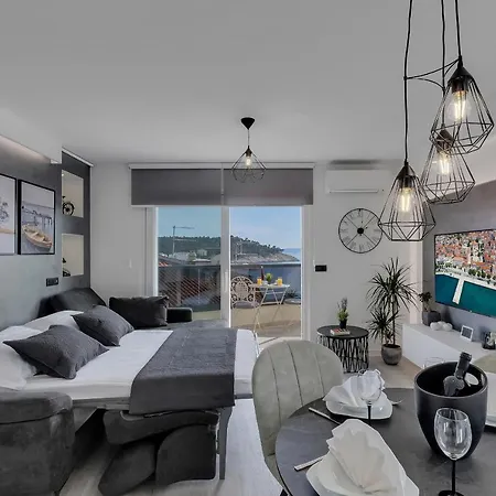 Exclusive Center * Makarska