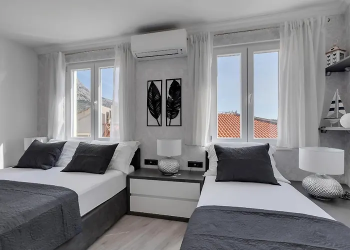 Apartment Exclusive Center