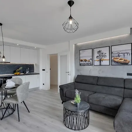 Exclusive Center * Makarska