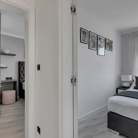 Exclusive Center Makarska