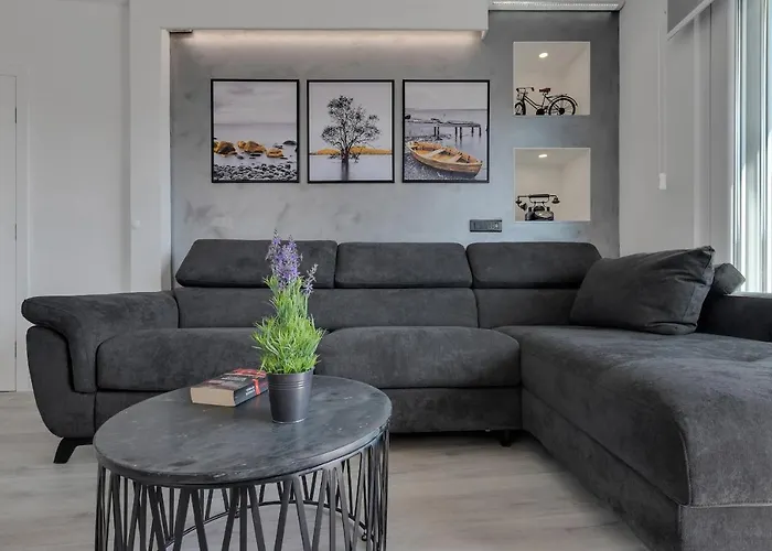 Exclusive Center דירה